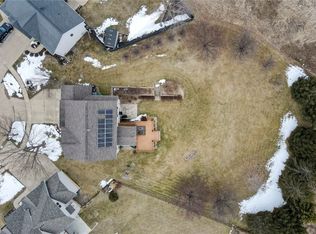 3411 Blue Pointe Ct SW, Cedar Rapids, IA 52404