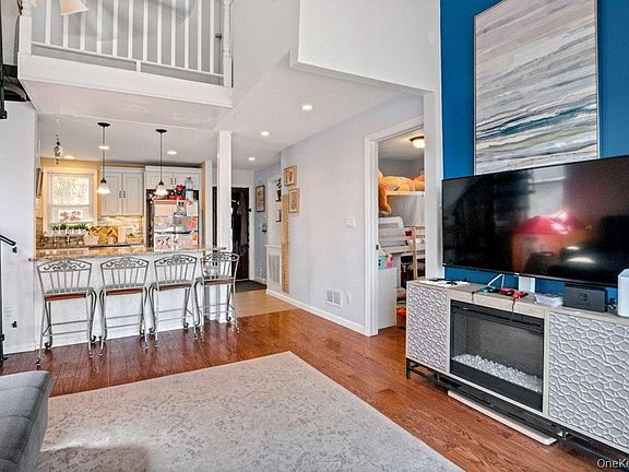 5th image of 24 Clarkson Road