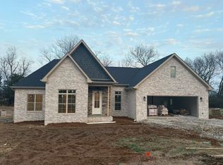 290 Deer Run Cir, Rogersville, AL 35652