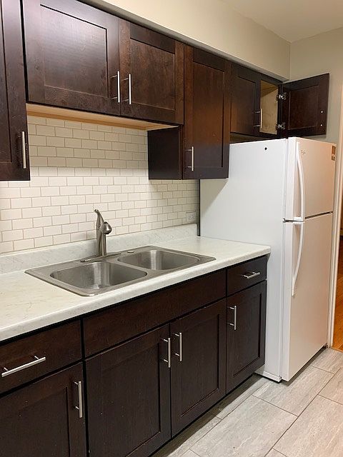 1st image of 4806 Conrad Ave #2