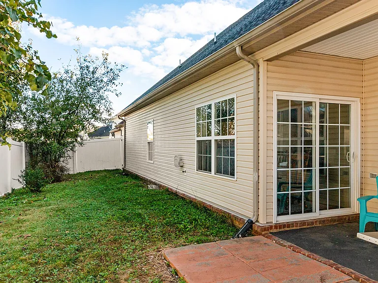 5226 Cloister Dr — Photo 28