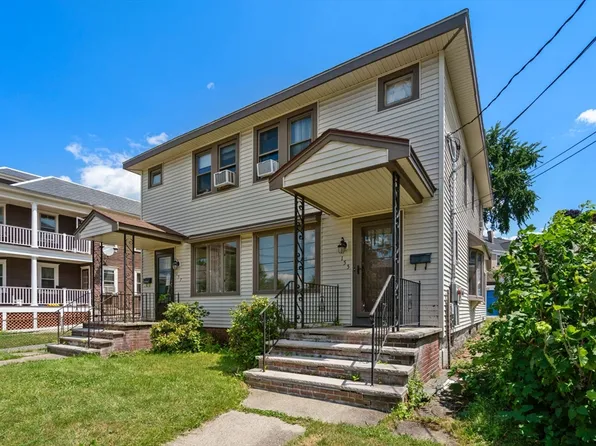 155-157 Methuen St, Lowell, MA 01850