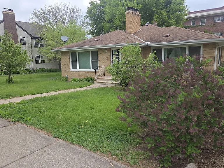 4153 Colfax Ave S #B — Photo 7