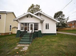 409 N Main St, Bicknell, IN