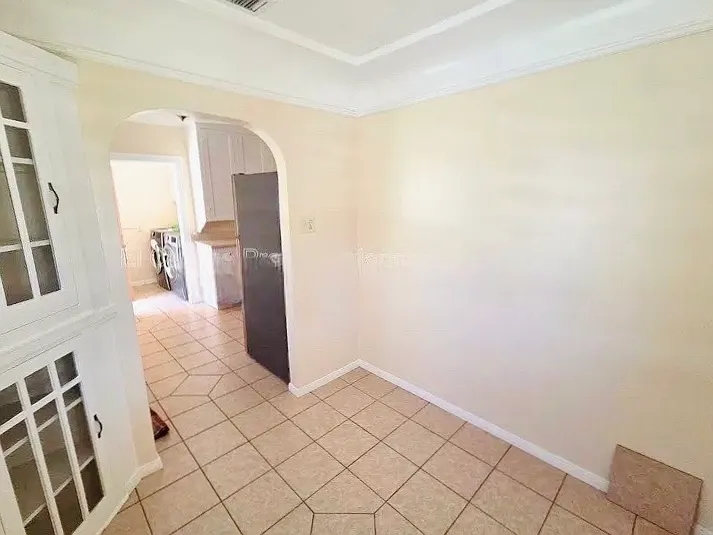 8448 California Ave #A — Photo 2