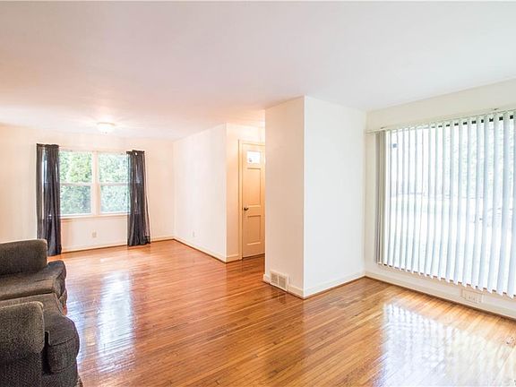2nd image of 41 Jasper Dr