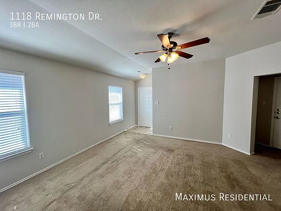 4th image of 1118 Remington Dr