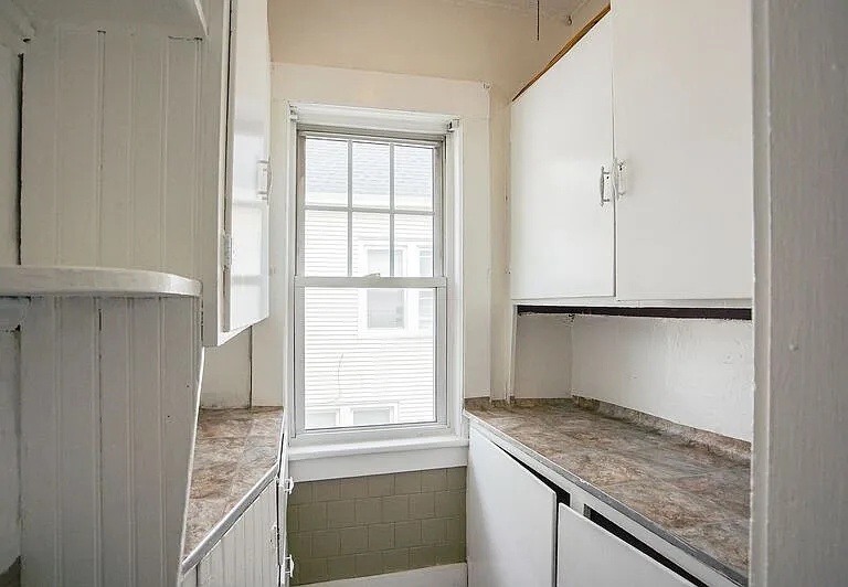 25-27 Virginia St #27 — Photo 6