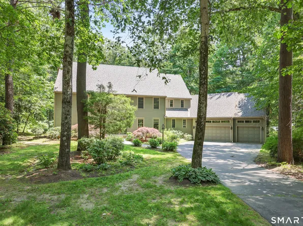 3 Eton Place, Farmington, CT 06032