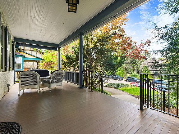3rd image of 5664 Darlington Rd