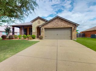 241 Wolf Dr, Forney, TX 75126
