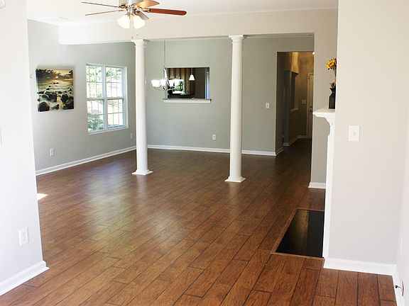 5th image of 3109 Leo Dr