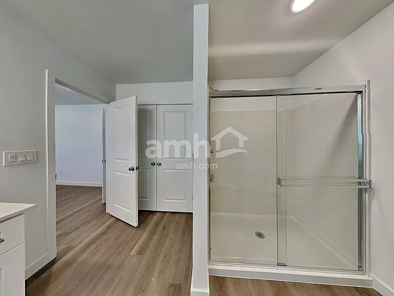 12611 W Flynn Ln — Photo 12