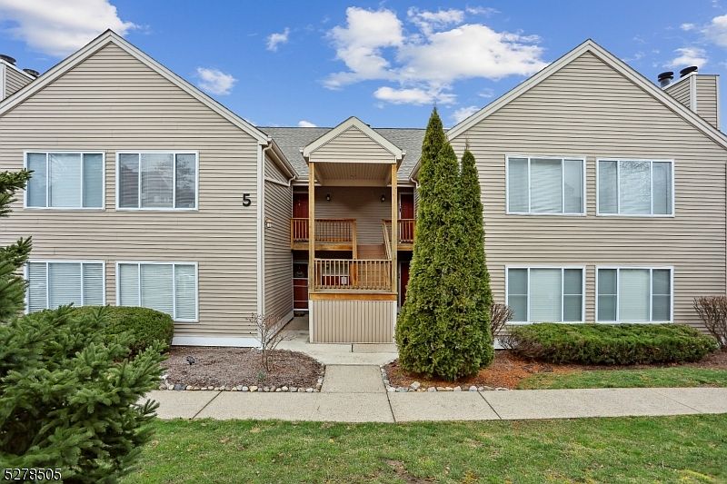 54 Falcon Ridge Way UNIT 4, Hamburg, NJ 07419 Zillow