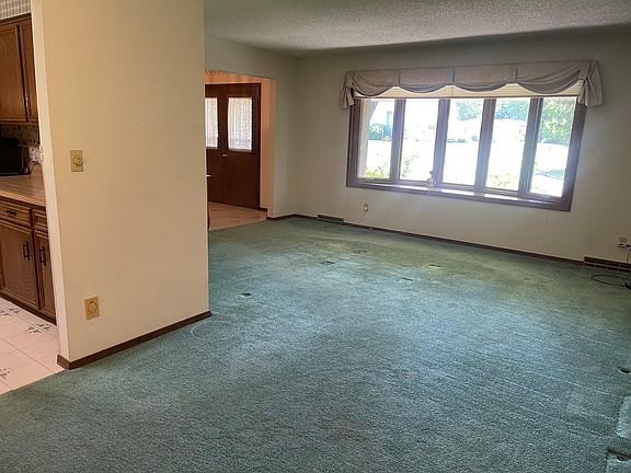 5th image of 1879 Wichita Dr