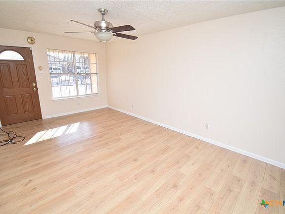 3rd image of 1207 Alta Mira Dr