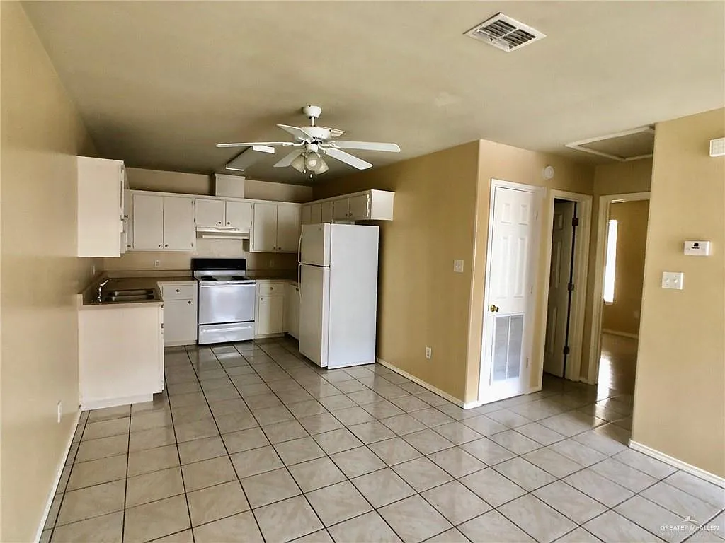 2 bed, 1.0 bath, 650 sqft, $730 — Photo 2
