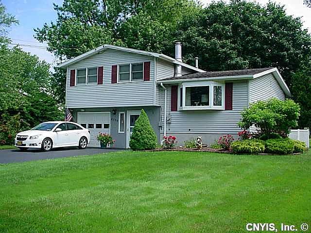 1st image of 8354 Sandra Ave