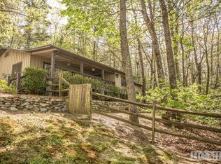 211 Natureview Ln, Cashiers, NC 28717