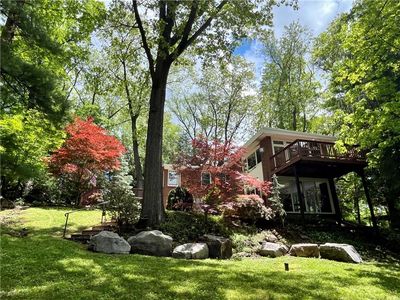 2566 Lindenwood Dr, Pittsburgh, PA, 15241