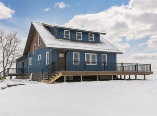 1029 74th St, Belle Plaine, IA 52208