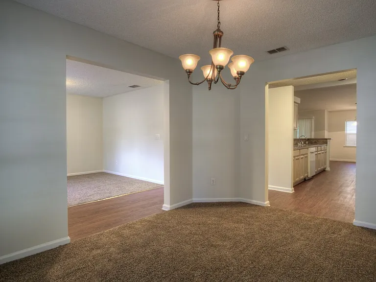 1336 Marsh Grass Ct — Photo 3