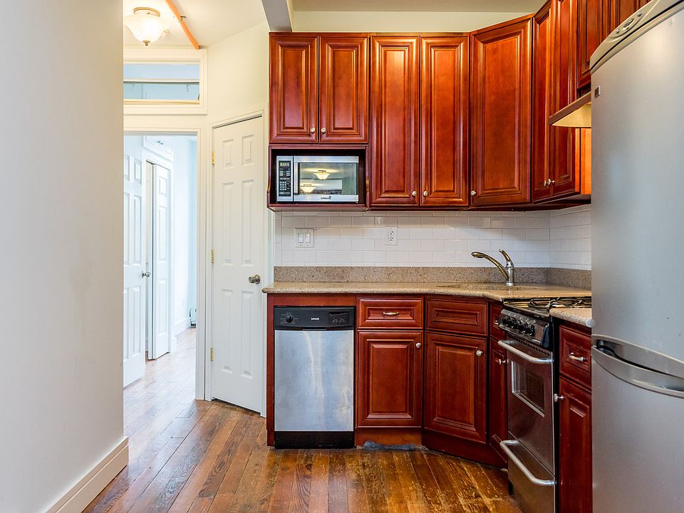 1st image of 134 Jefferson St APT 2L