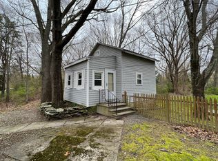 1 Short St APT A, Swansea, MA 02777