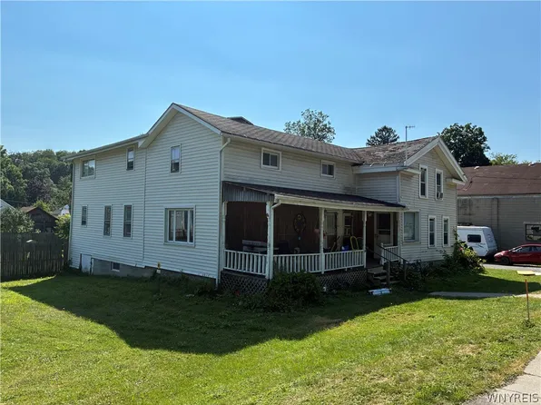 246 Clinton St, Cowlesville, NY 14037