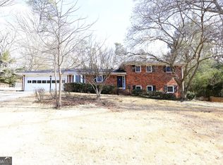 1735 Moonstone Ct, Decatur, GA 30033