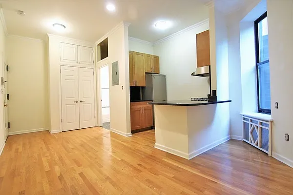 Rented by JK Dansar Corp | media 7