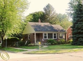 1103 W Twelve Mile Rd, Royal Oak, MI 48073