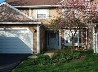 439 Ascot Ln, Streamwood, IL