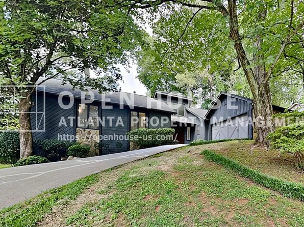 1100 Lake Dr, Roswell, GA 30075