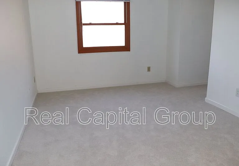 5 Cheryl Ct — Photo 28