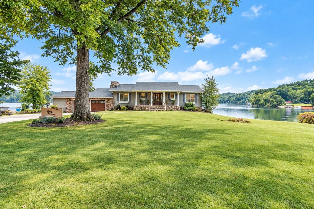 230 Ross Estates Rd - Property Image