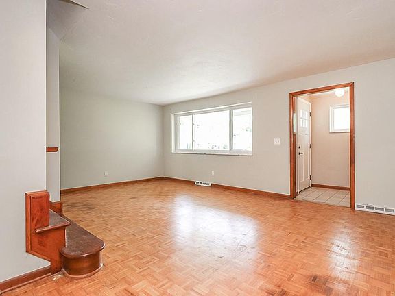 3rd image of 25435 Country Club Blvd Unit 12