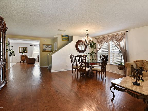 5th image of 874 Collinswood Dr