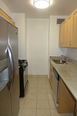 Rented by Stellar Management | media 4