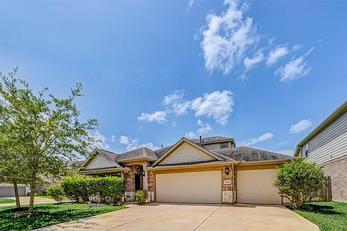 20143 Wedgewood Grove Ln Photo 1