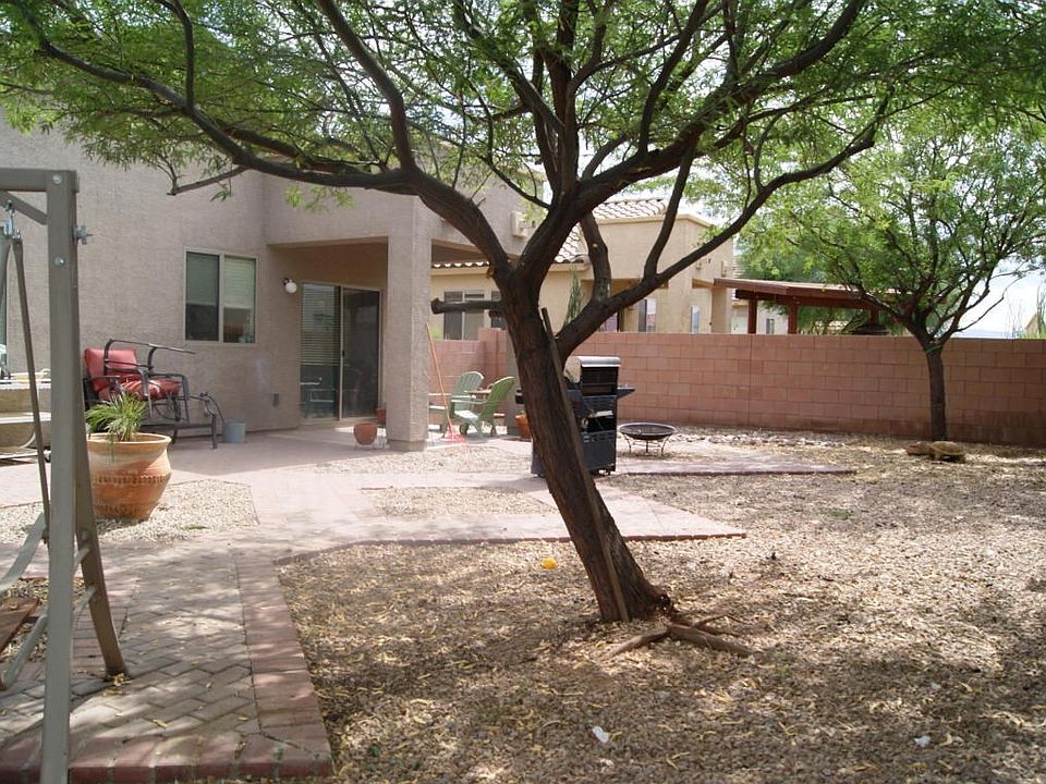 1st image of 870 E Pecan Shaker Ln