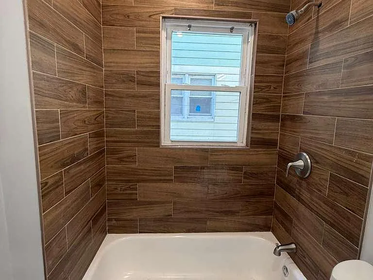 422 Bacheller Ave #2B — Photo 11
