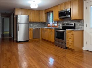 78 B Plainfield Pike, Foster, RI 02825