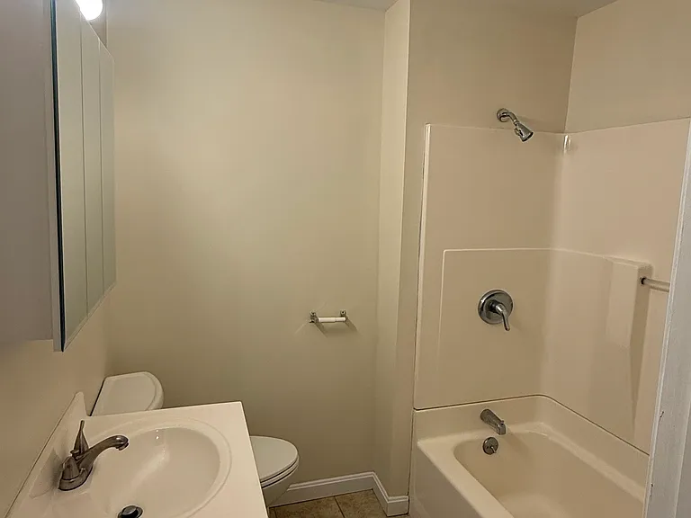 183 Center St — Photo 16