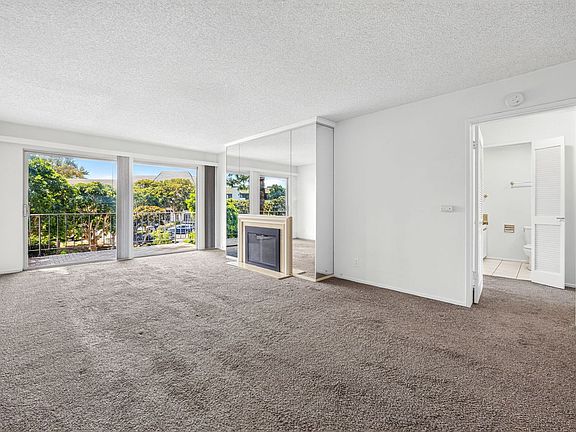 2nd image of 102 Scholz Plz APT 134
