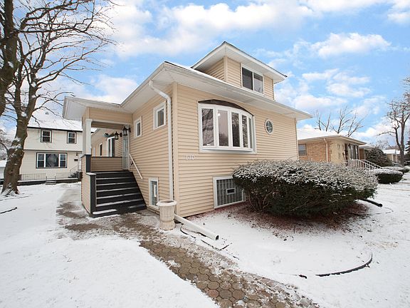 2nd image of 610 Linden Ave
