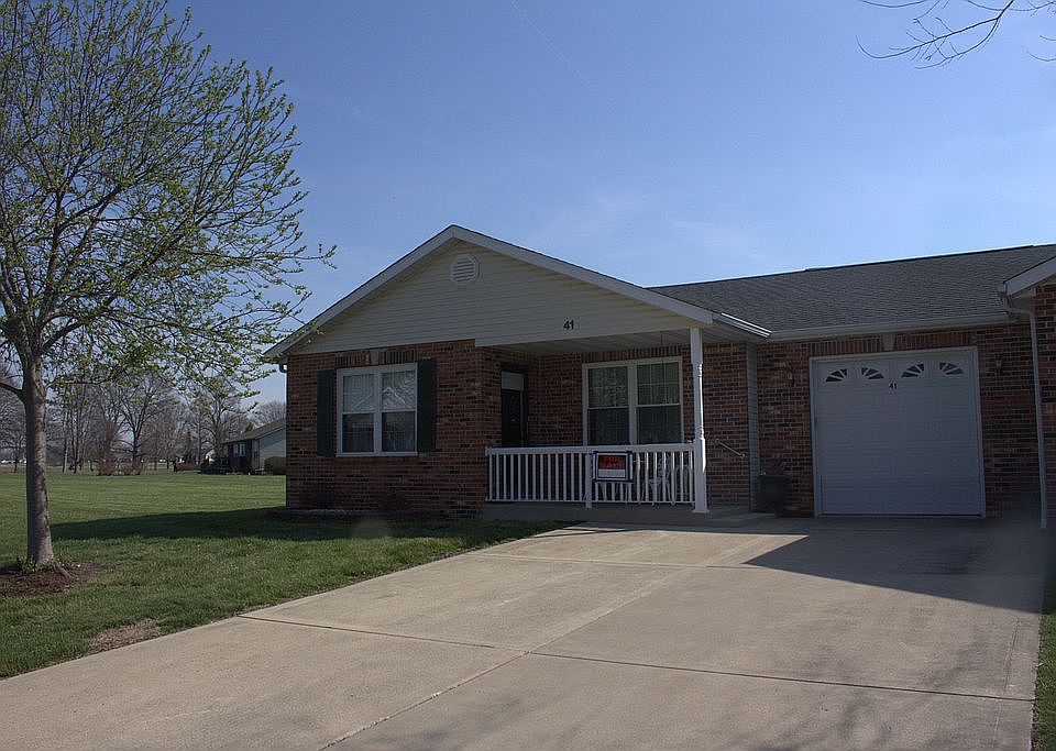 1st image of 41 Parkside Dr