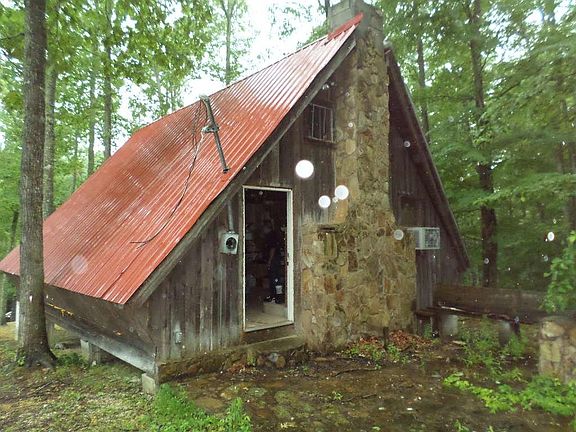 2nd image of 192 Kimberly Ln