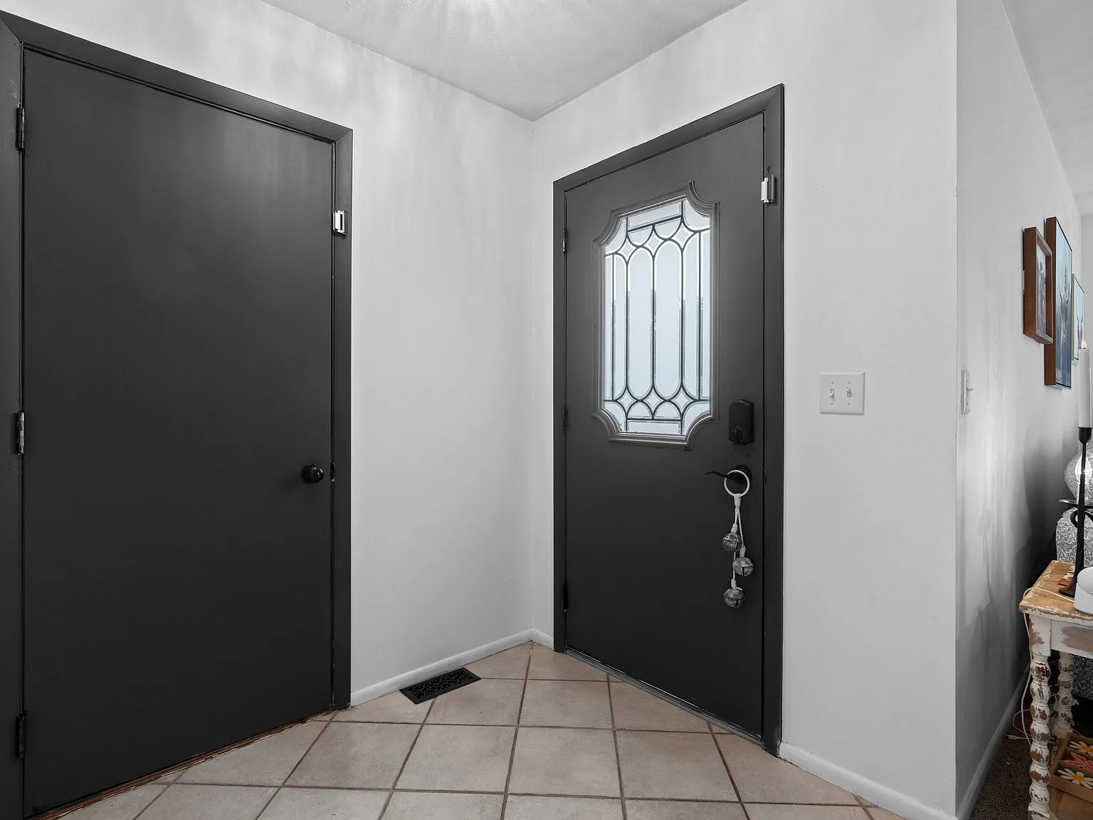 3 bed, 1292 sqft, $2,200 — Photo 4