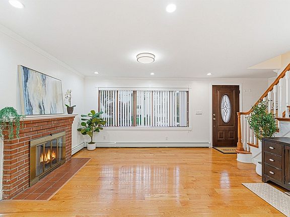 5th image of 63 Dickerman Ln